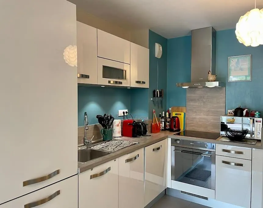 Appartement 21 - Tres Agreable Rdc Avec Terrasse Et Parking à Bandol 0*,